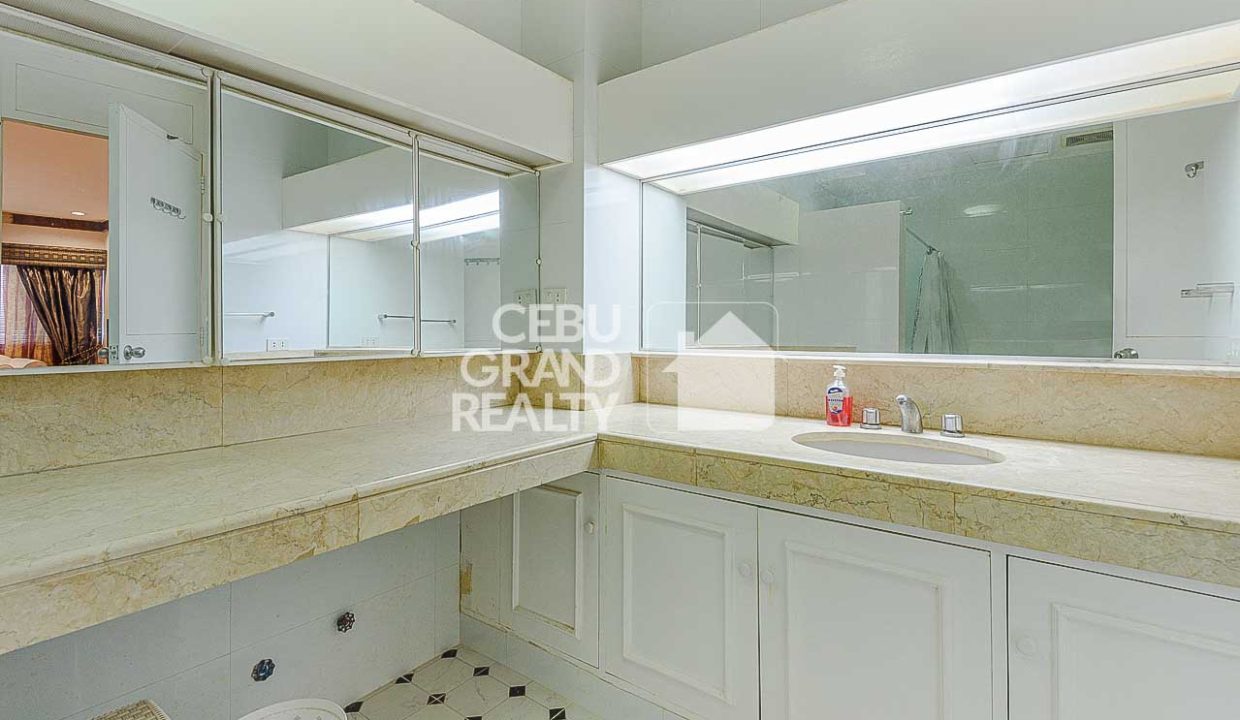 RCREC9 Stylish 2br Condo for Rent in Cebu with Prime Location - Cebu Grand Realty (11)