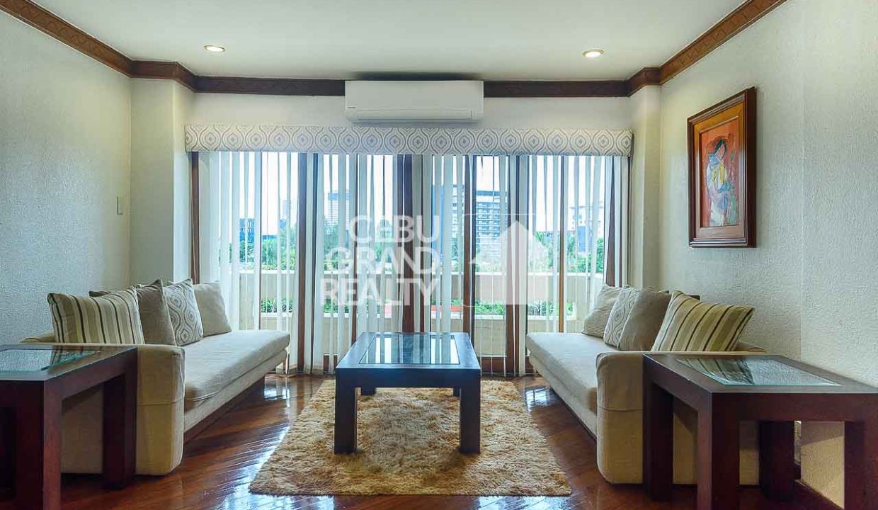 RCREC9 Stylish 2br Condo for Rent in Cebu with Prime Location - Cebu Grand Realty (3)