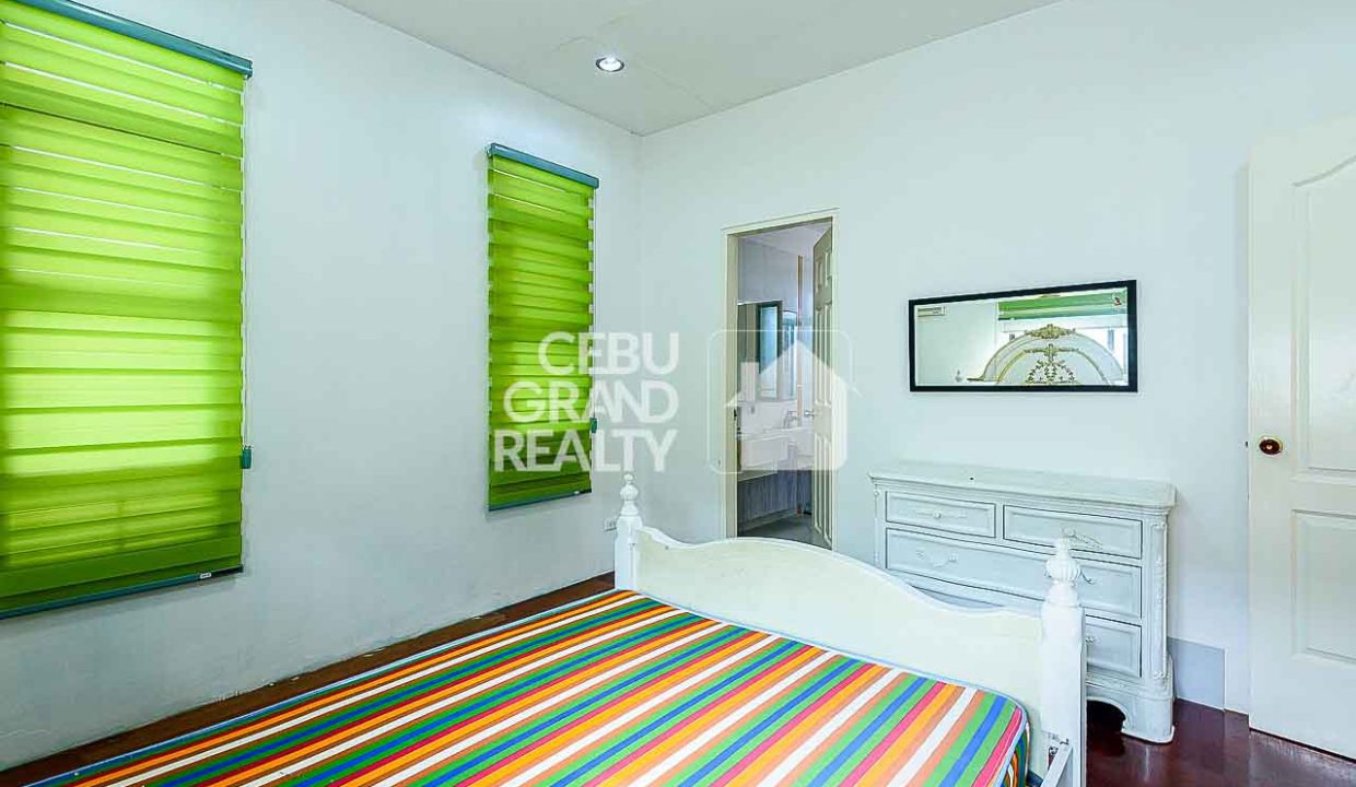 RHCV11 Spacious Modern Home with Ample Natural Light in Mabolo - Cebu Grand Realty (11)