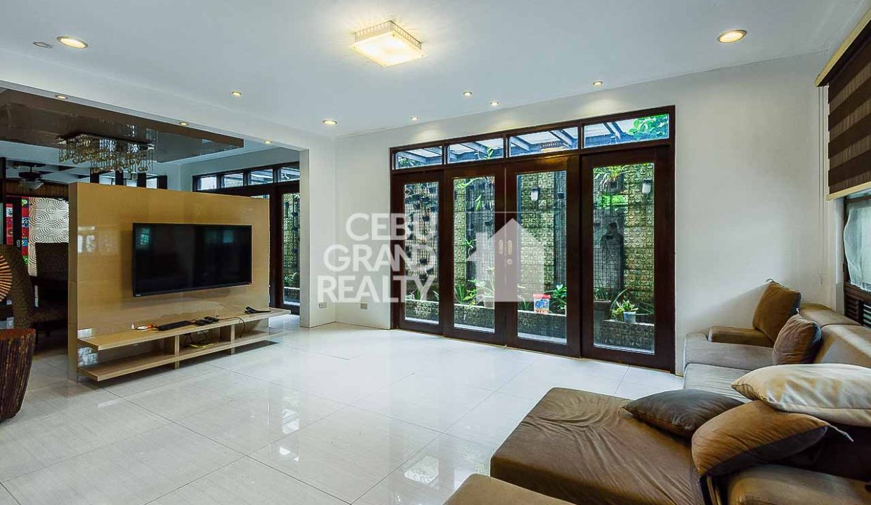 RHCV11 Spacious Modern Home with Ample Natural Light in Mabolo - Cebu Grand Realty (2)