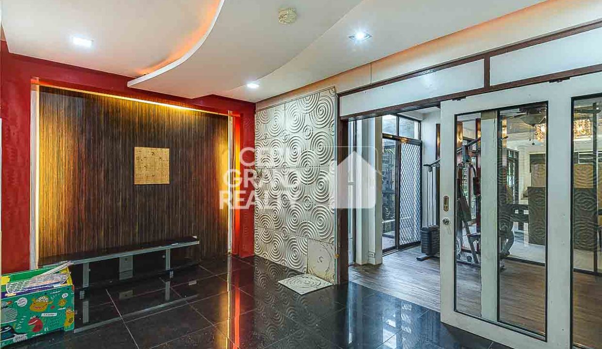 RHCV11 Spacious Modern Home with Ample Natural Light in Mabolo - Cebu Grand Realty (8)