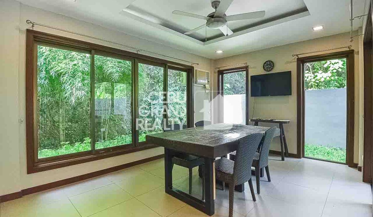 RHML113 Modern 3 Bedroom House for Rent with Seamless Living Spaces - Cebu Grand Realty (8)