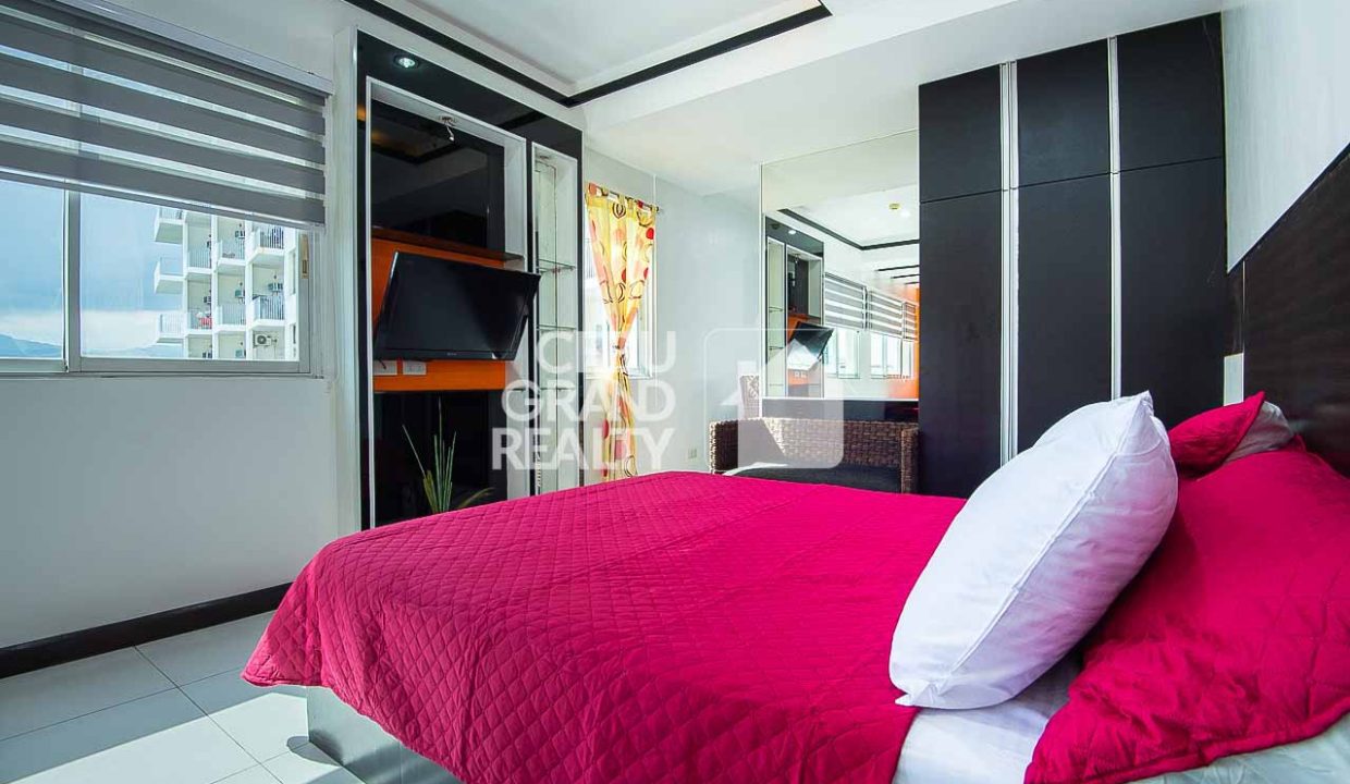 SRBRL1 Stylish Fully Furnished Studio in Robinland Condominium - Cebu Grand Realty (2)