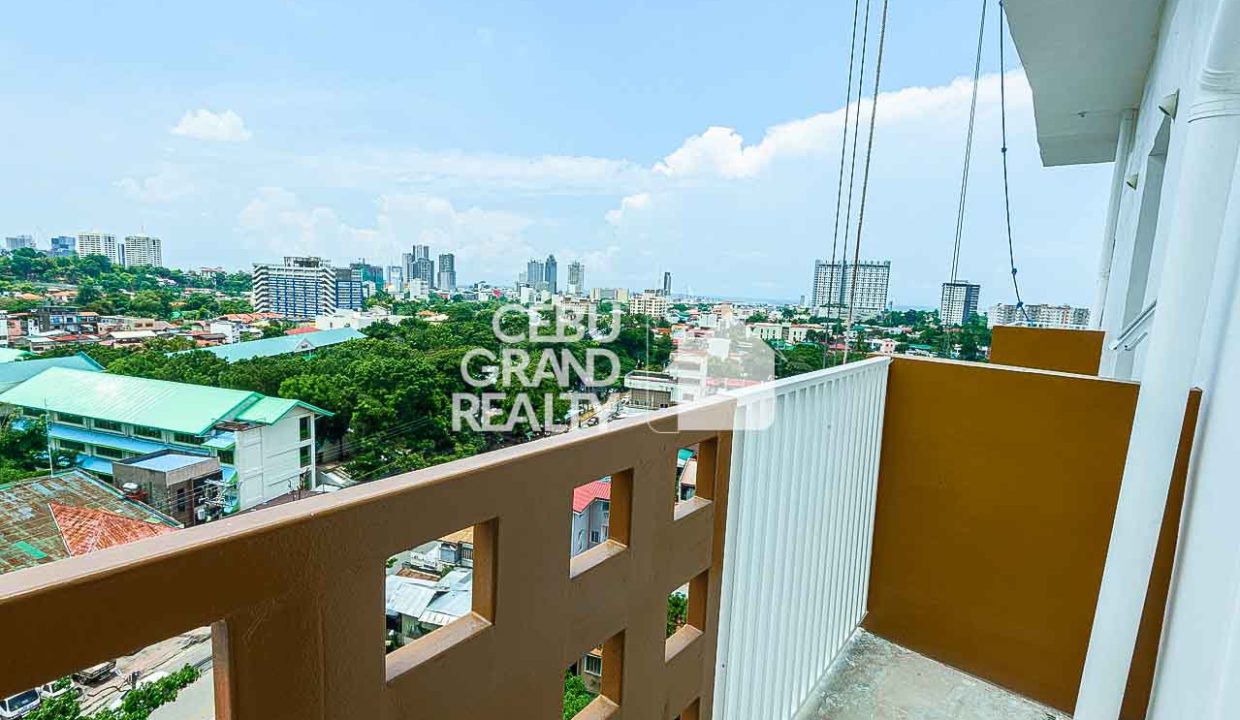 SRBCMT1 Bright Unfurnished Condo with Panoramic City Views in Guadalupe - Cebu Grand Realty (4)