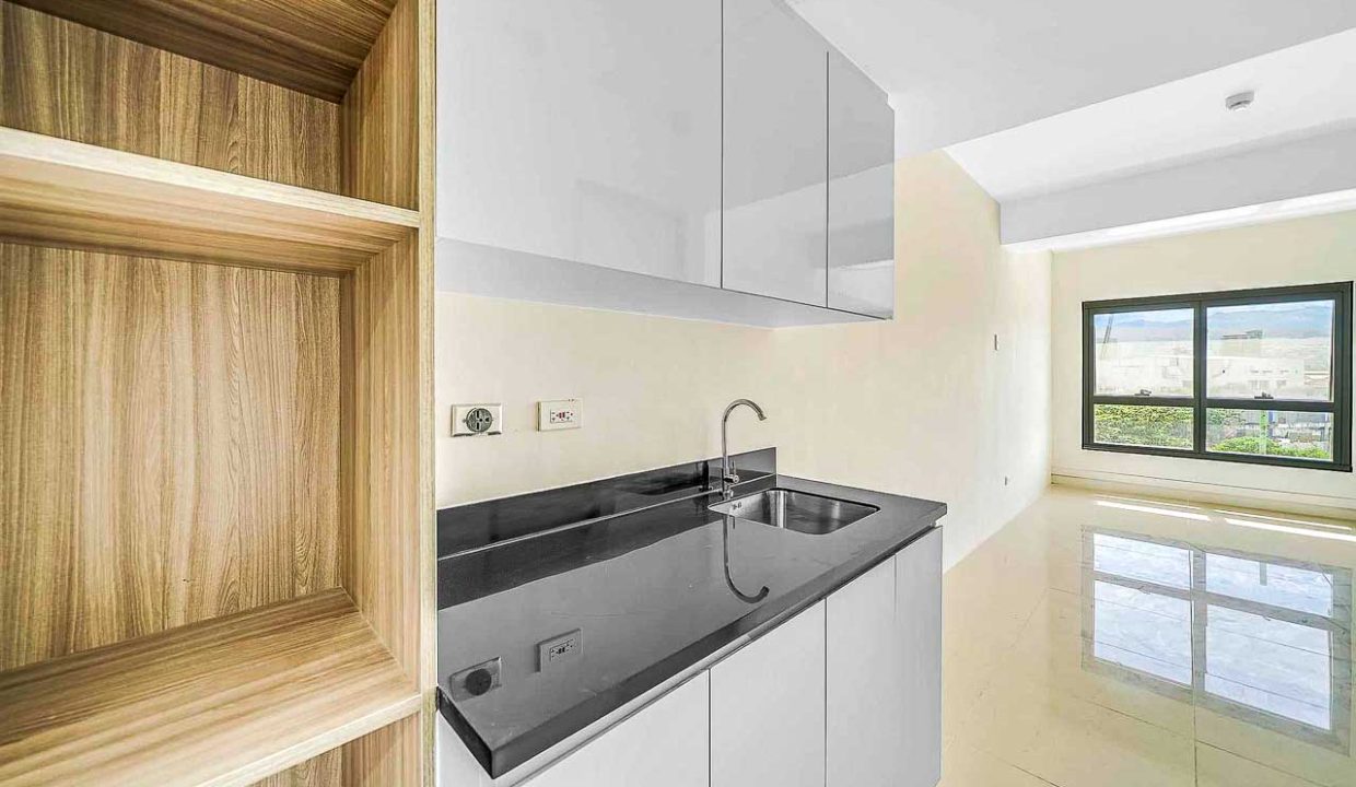 SRBJT3 Spacious Studio Unit with Modern Minimalist Design in Mandaue City - Cebu Grand Realty (4)