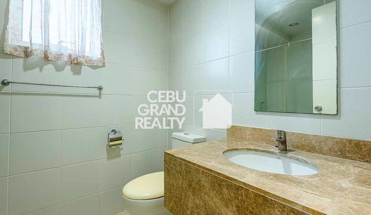 RCMP19 Refined Condo with Bespoke Kitchen and City Views In Marco Polo Residences - Cebu Grand Realty (15)