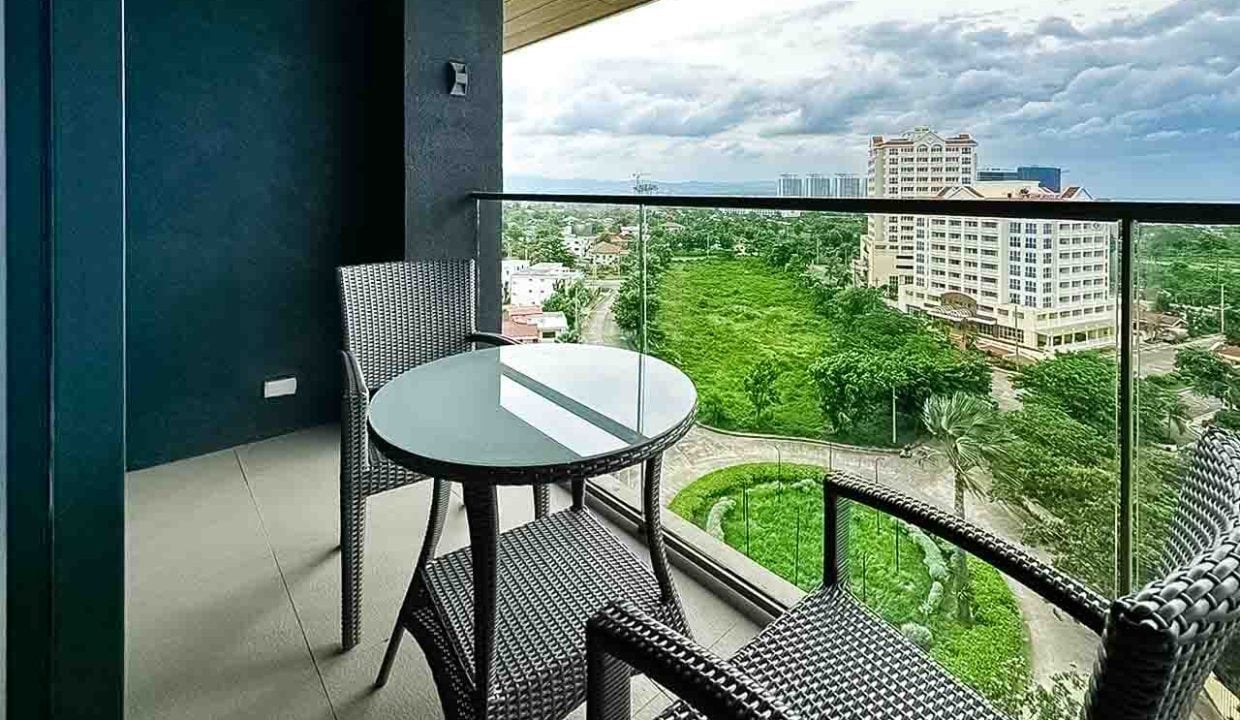 RCTRF3 Luxurious Studio with Panoramic Ocean Views in The Reef Island Resort - Cebu Grand Realty (11)