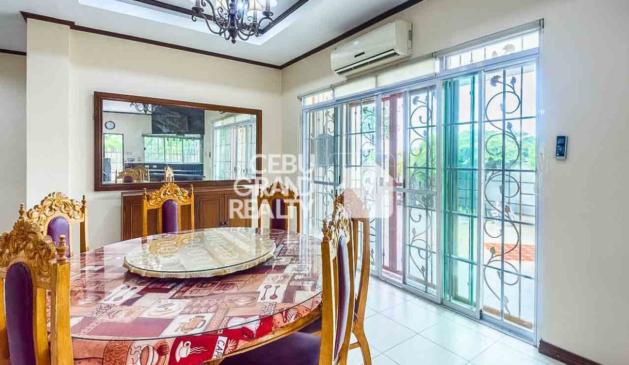 RHSUH6 Elegant Family Home with Ample Outdoor Space in Talamban - Cebu Grand Realty (5)