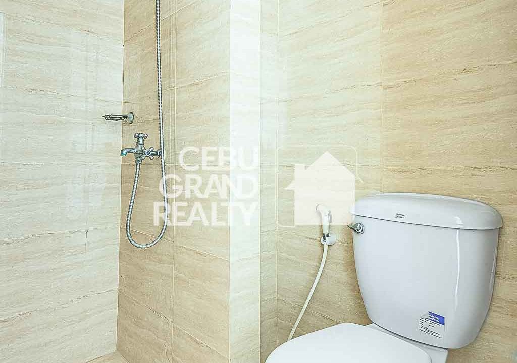 SRBEN3 - Spacious Loft Condo with Stunning City Views in Mandaue - Cebu Grand Realty 10