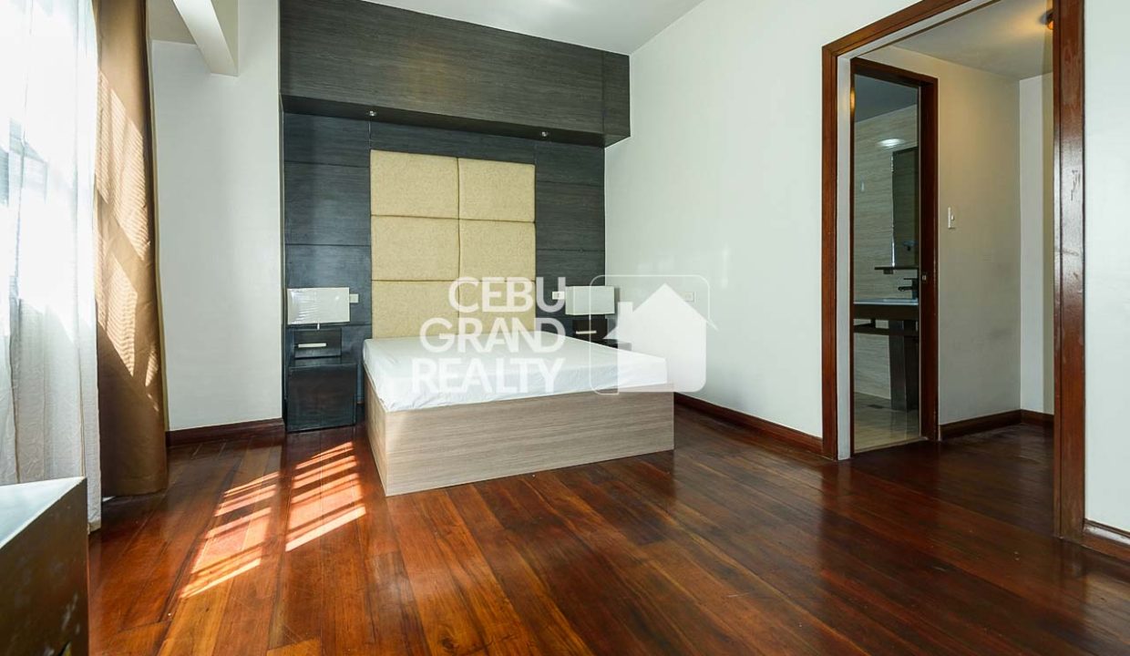 RCAV35 Contemporary Condo with Open Layout in Avalon Condominium - Cebu Grand Realty (9)