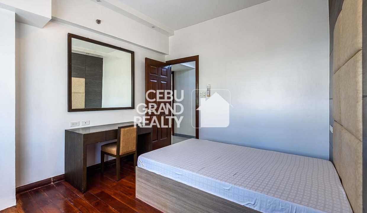 RCAV36 Cozy Condo with Open-Plan Living and Dining in Avalon Condominium - Cebu Grand Realty (11)