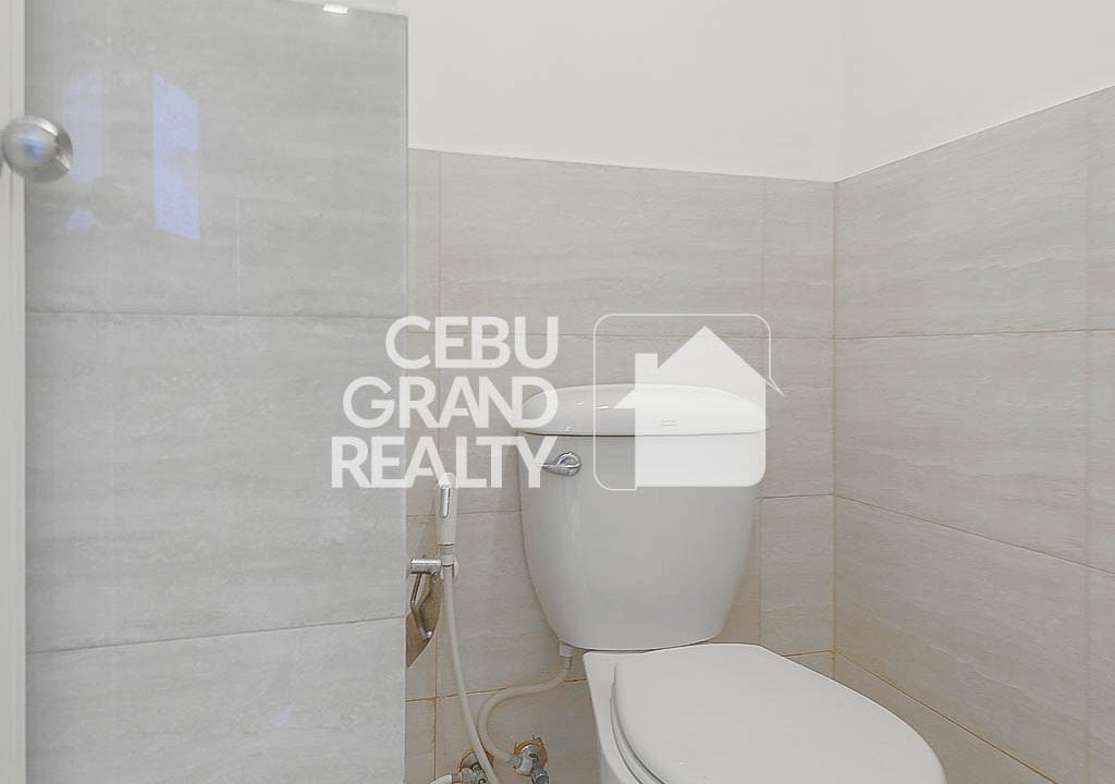 RCMGF7 Affordable Studio for Rent Near IT Park in Mabolo Garden Flats - Cebu Grand Realty 10