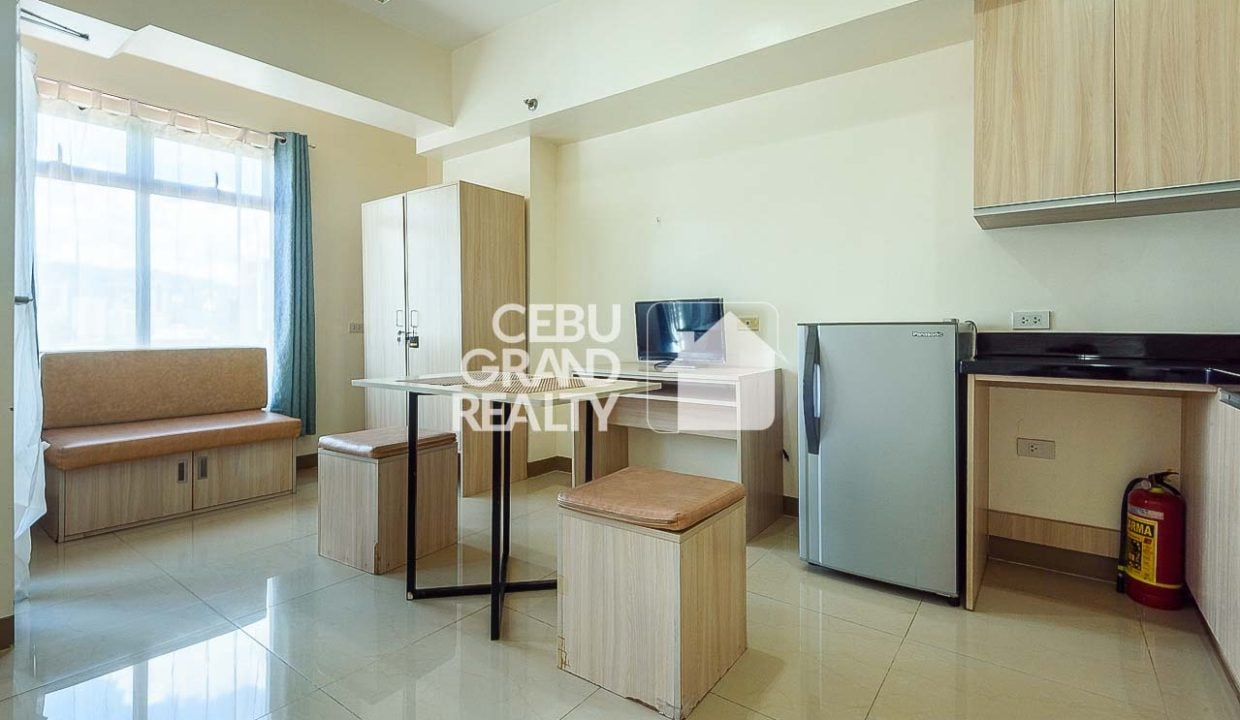 RCMGF7 Affordable Studio for Rent Near IT Park in Mabolo Garden Flats - Cebu Grand Realty 3