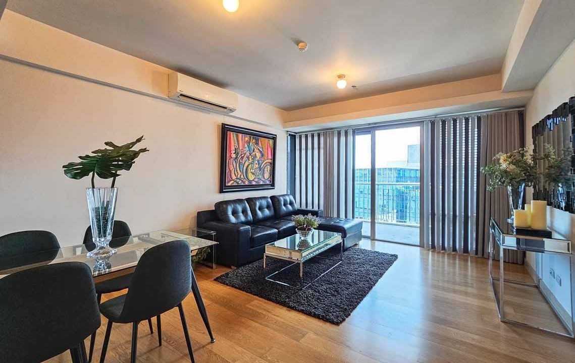 RCPP61 Luxury High-Rise Condo with Panoramic City Views in Park Point Residences - Cebu Grand Realty (1)