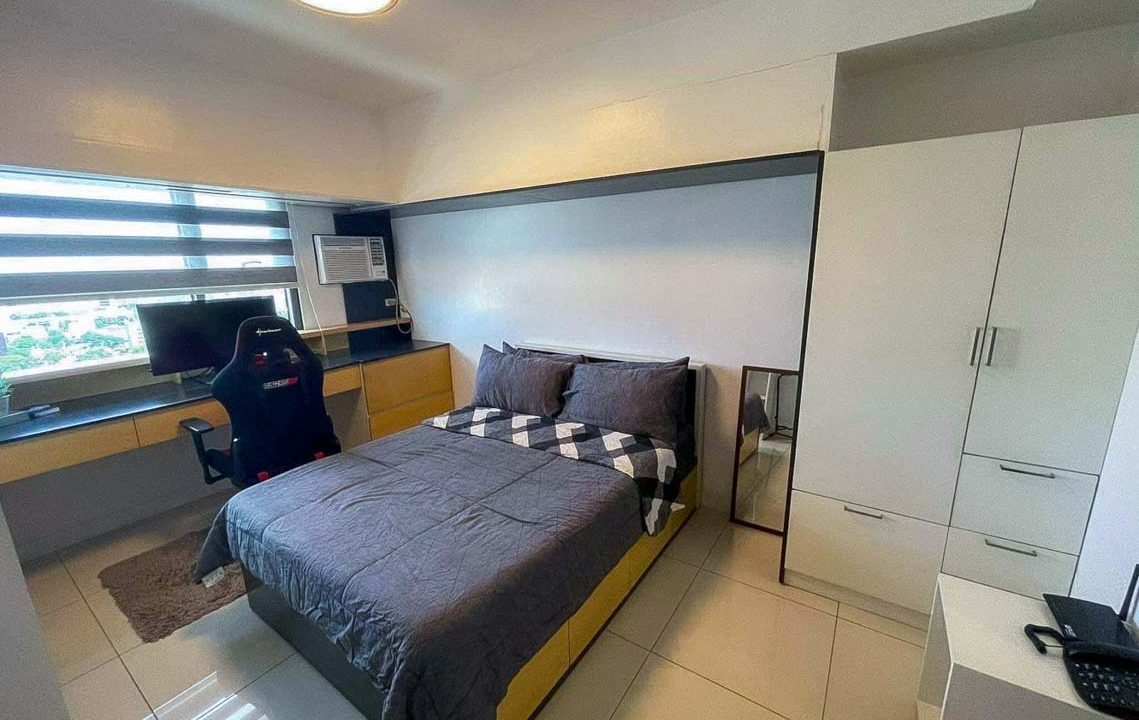 SRBHO5 Functional Studio with Minimalist Design in Horizon 101 - Cebu Grand Realty 1