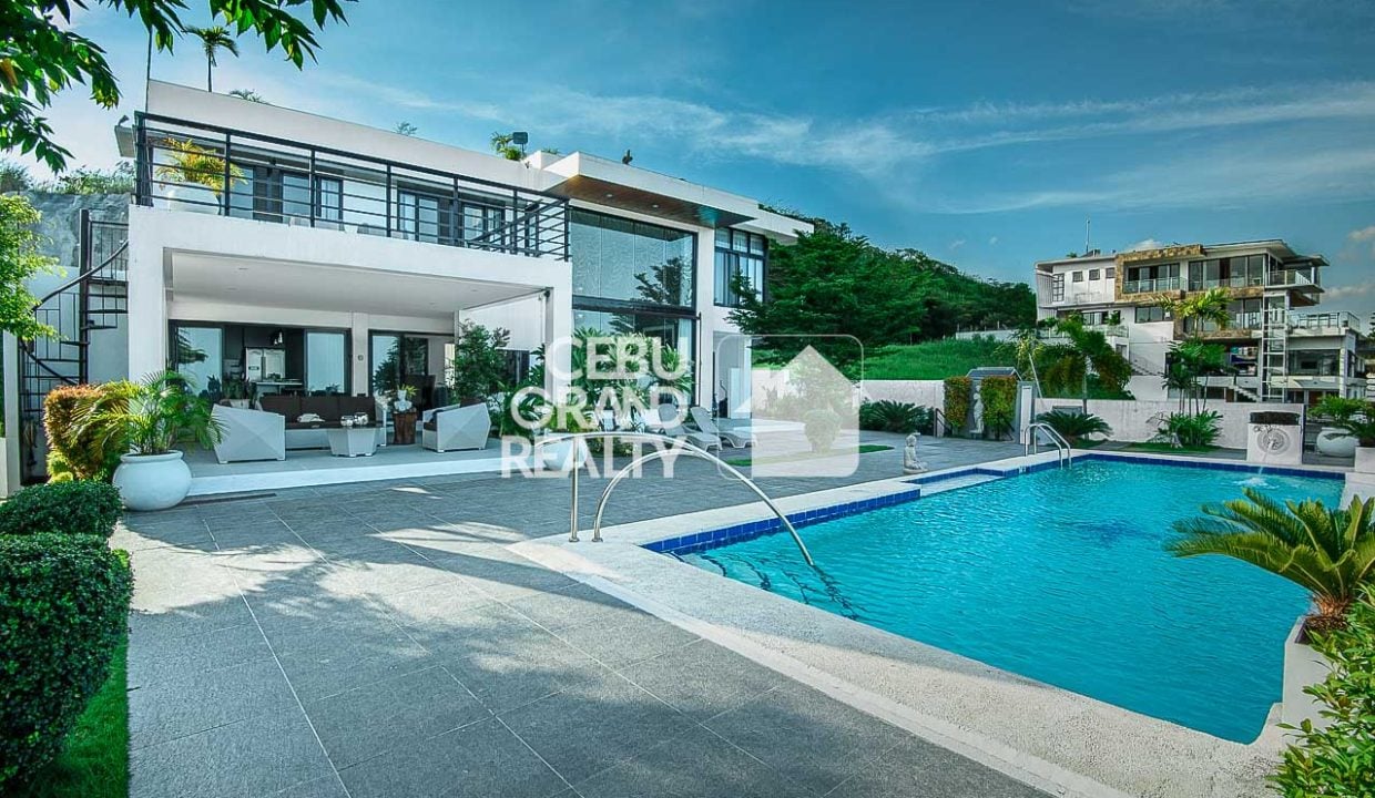 SRBPM1 Luxury Hillside Residence with Ocean and City Views at The Monterazzas - Cebu Grand Realty (1)