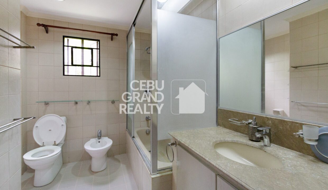 RHNTR3 Furnished 3 Bedroom House for Rent in North Town Residences - Cebu Grand Realty 12