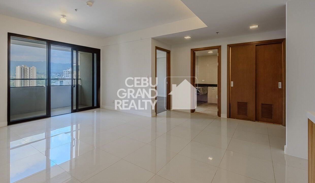 SRBAL20 Upscale Condo in Alcoves with Stunning City Views - Cebu Grand Realty 2