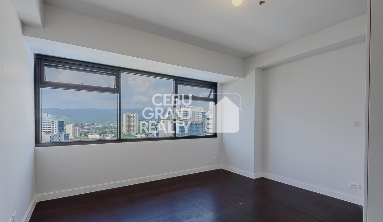 SRBAL20 Upscale Condo in Alcoves with Stunning City Views - Cebu Grand Realty 6