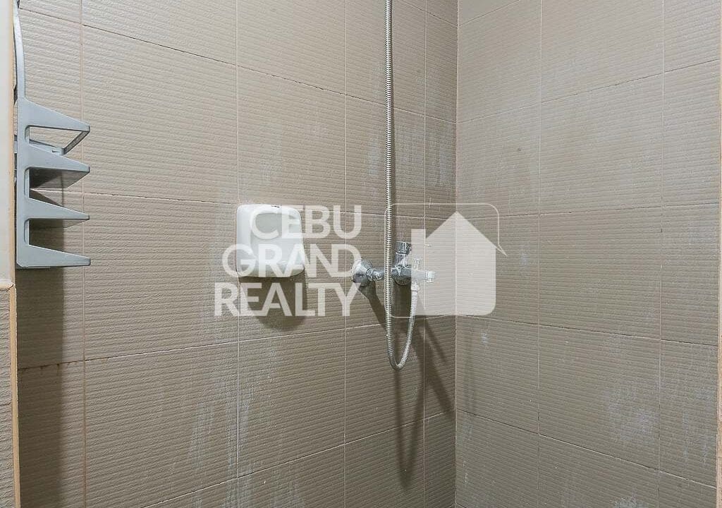 RCGR3 Affordable Studio for Rent in Grand Residences - Cebu Grand Realty 12