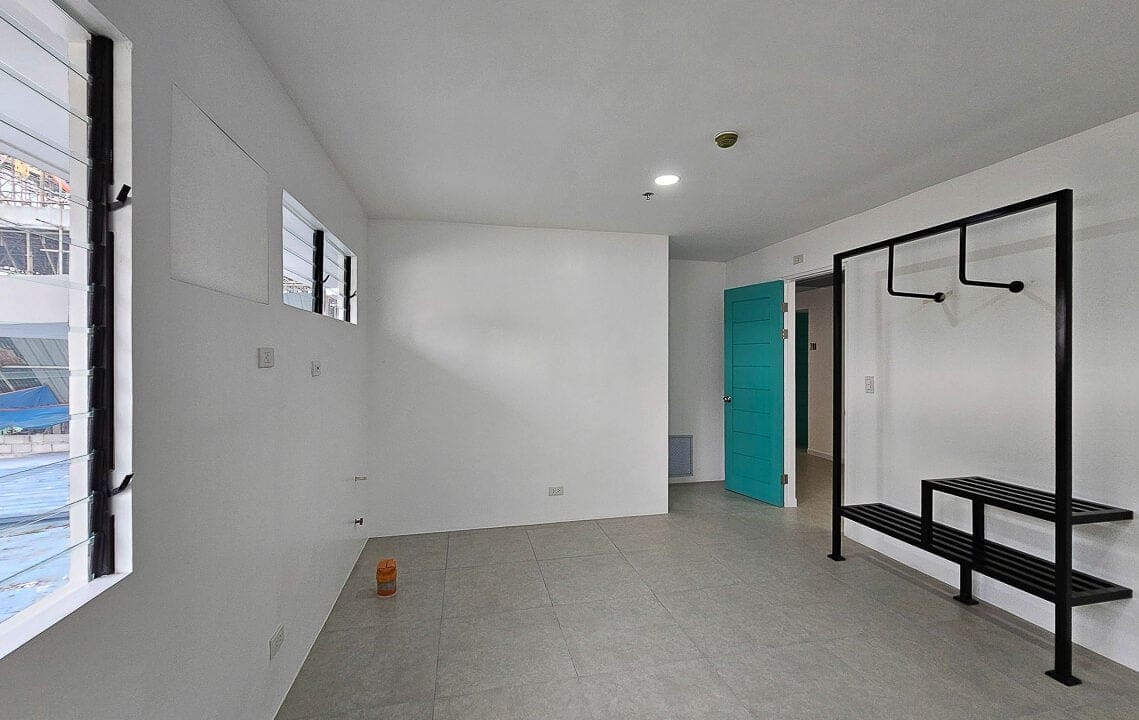 RCPEB1 Newly Built 4-Storey Building with Rooftop Deck in Cebu City - Cebu Grand Realty 11