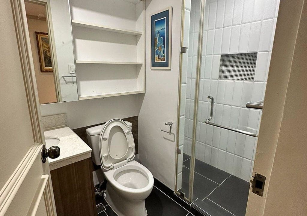 RCPT6 Move-In Ready Spacious Condo in Cebu Business Park - Cebu Grand Realty 12