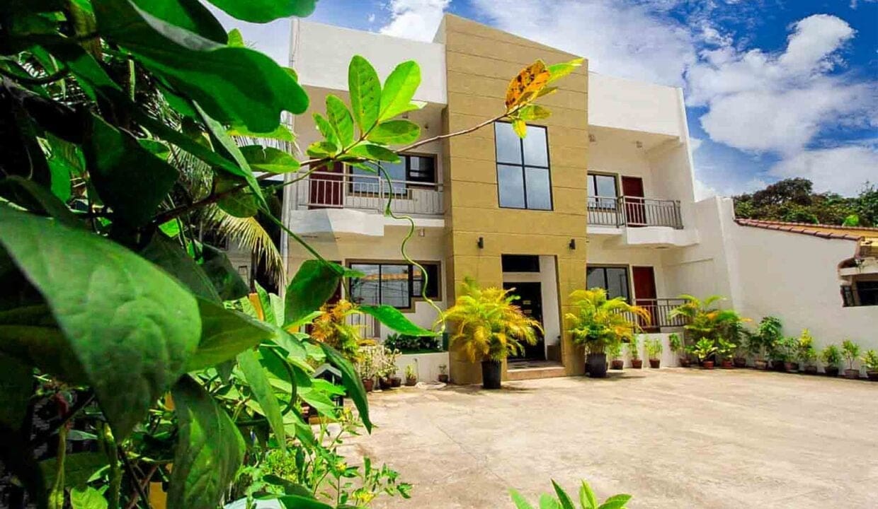 SRBLB1- Modern and Spacious Home for Sale in Advent Homes, Labangon 1 - Cebu Grand Realty (2)