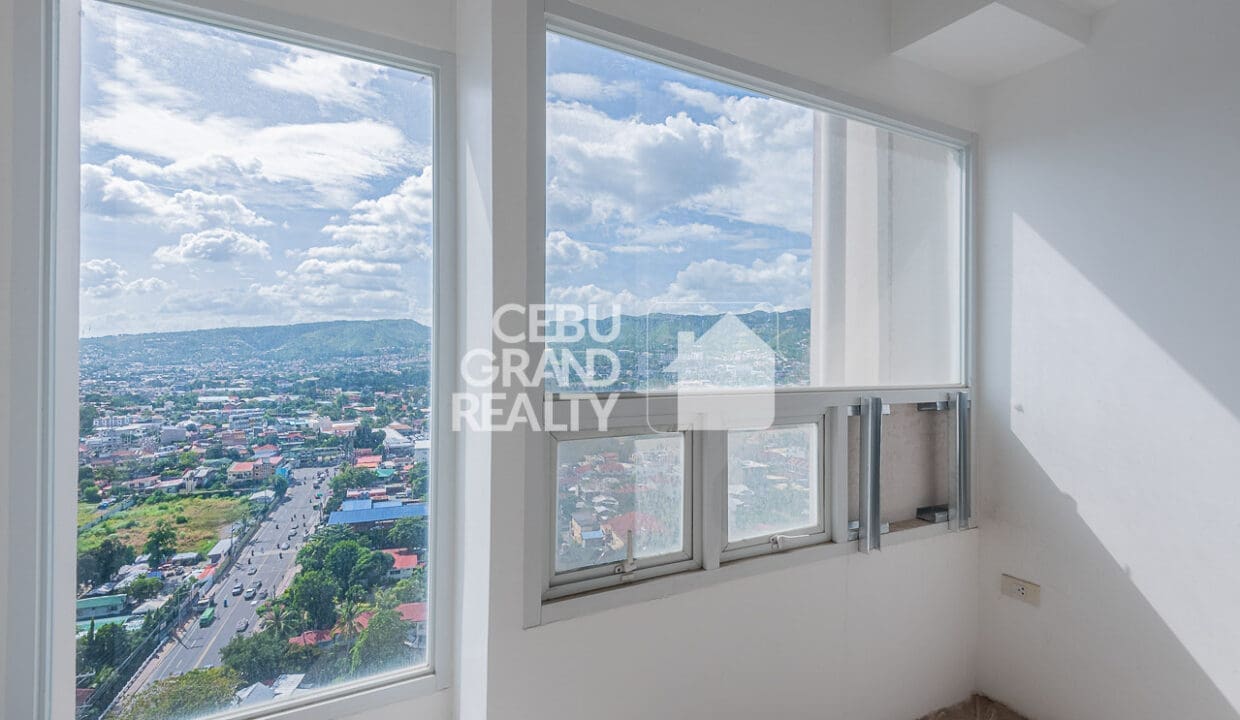 SRBCS1 - Minimalist High-Rise Living with Open Spaces - Cebu Grand Realty (1)