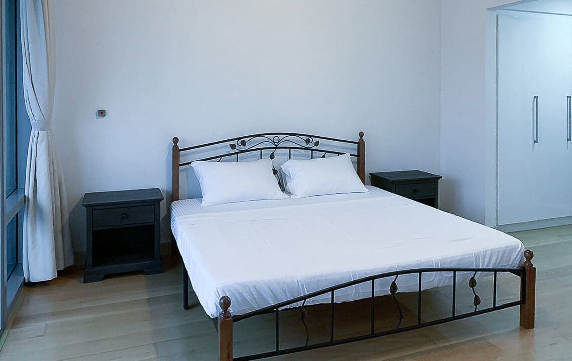 SRBPP32 - Bright and Airy Home for Sale with Balcony and Scenic Views - Cebu Grand Realty (13)