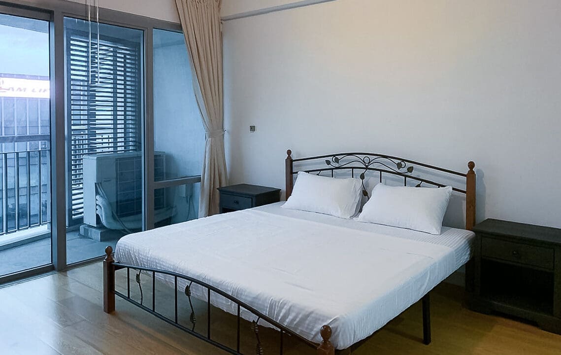 SRBPP32 - Bright and Airy Home for Sale with Balcony and Scenic Views - Cebu Grand Realty (4)
