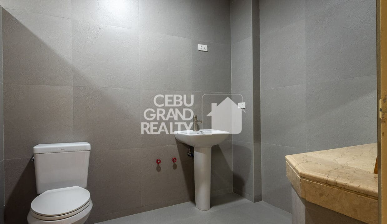 RCREC16 - Comfort Meets Style in This Tastefully Furnished Unit - Cebu Grand Realty (10)