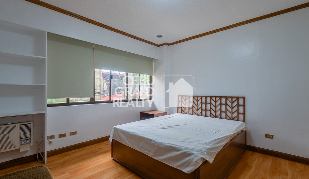 RCREC16 - Comfort Meets Style in This Tastefully Furnished Unit - Cebu Grand Realty (7)