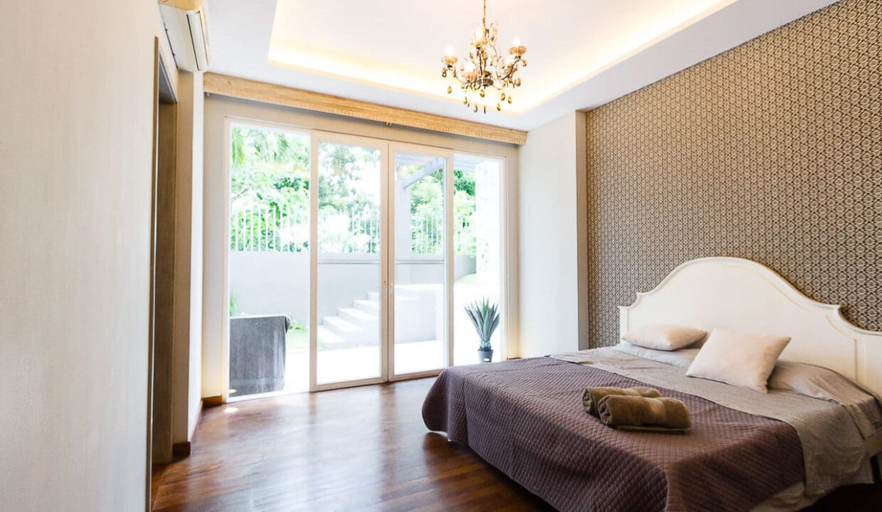 RHML45 Luxury 5 Bedroom House for Rent in Maria Luisa Park Cebu