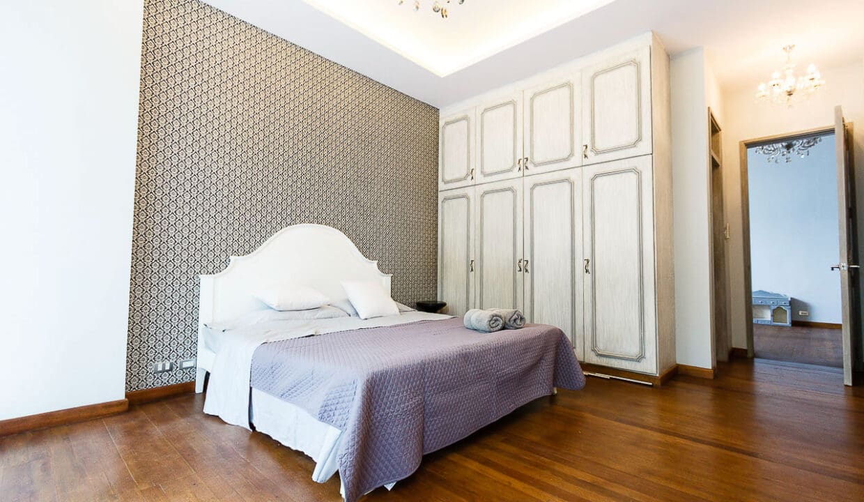 RHML45 Luxury 5 Bedroom House for Rent in Maria Luisa Park Cebu