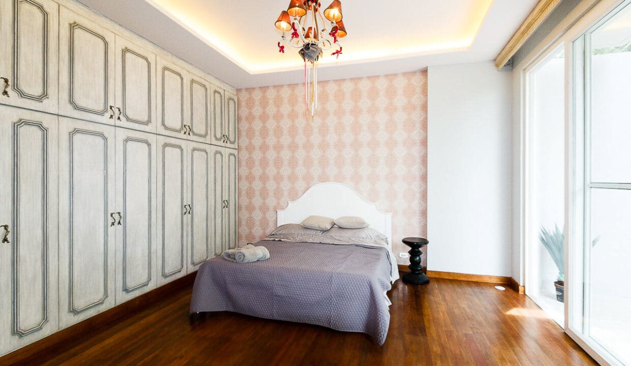 RHML45 Luxury 5 Bedroom House for Rent in Maria Luisa Park Cebu