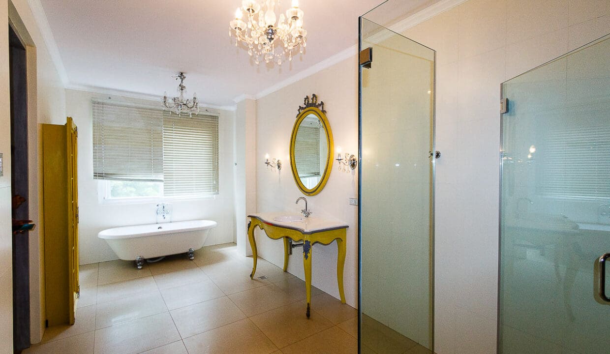 RHML45 Luxury 5 Bedroom House for Rent in Maria Luisa Park Cebu