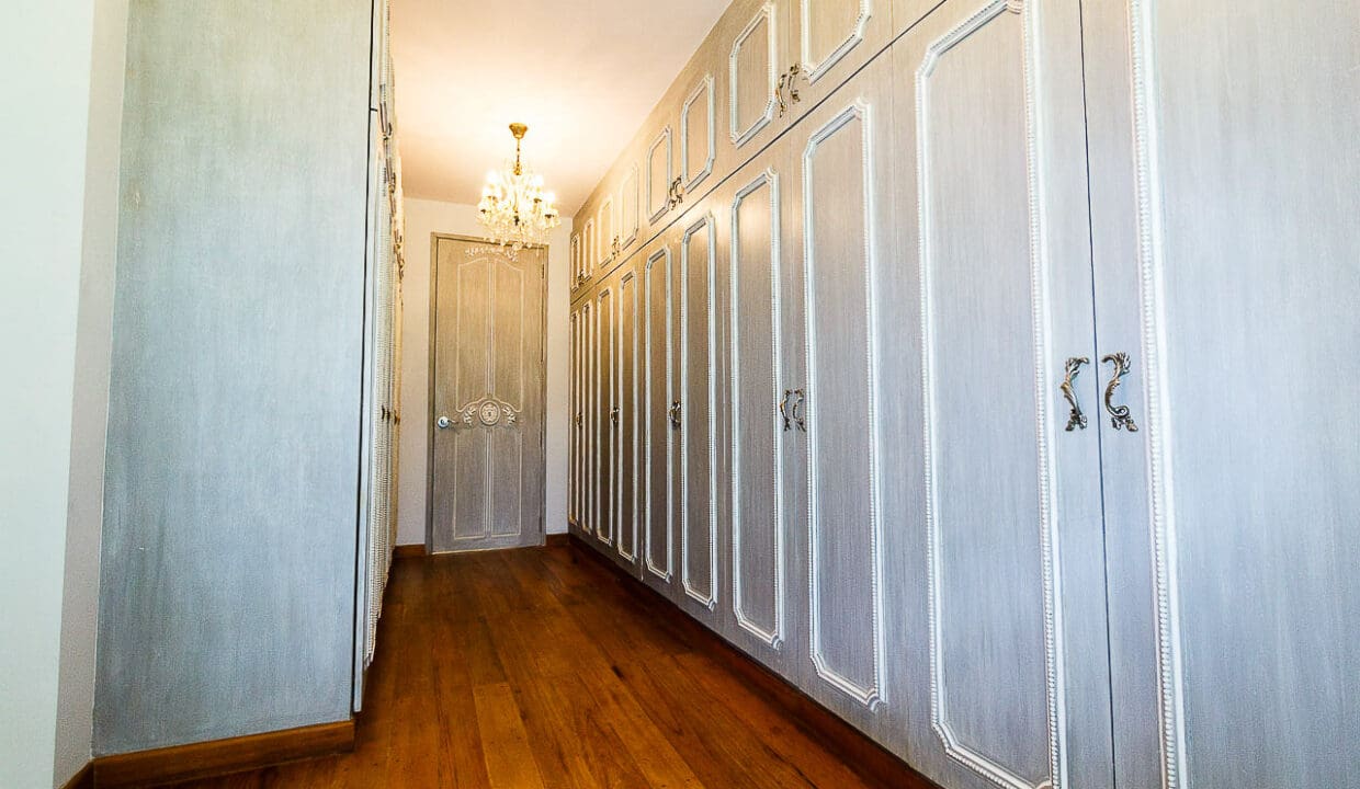 RHML45 Luxury 5 Bedroom House for Rent in Maria Luisa Park Cebu