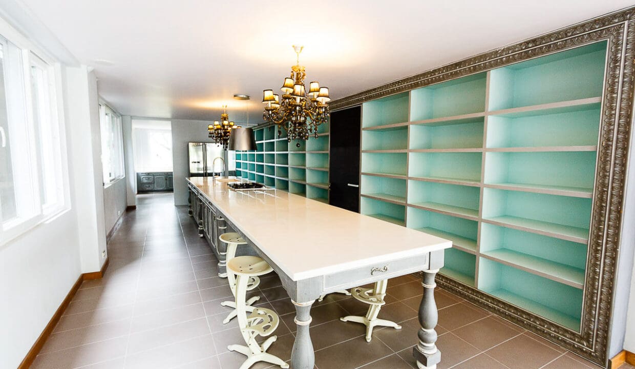 RHML45 Luxury 5 Bedroom House for Rent in Maria Luisa Park Cebu
