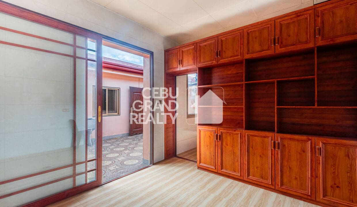SRBSN4 - Bright Bungalow with Seamless Indoor Outdoor Flow - Cebu Grand Realty (17)