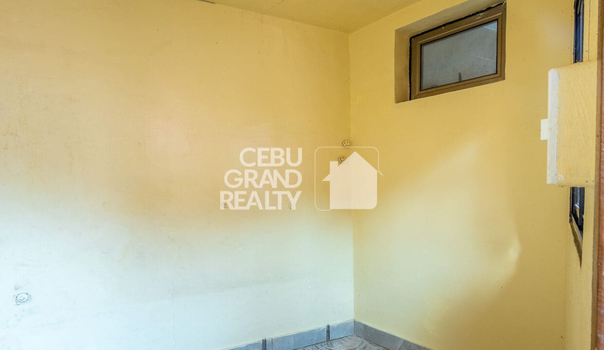 SRBSN4 - Bright Bungalow with Seamless Indoor Outdoor Flow - Cebu Grand Realty (21)