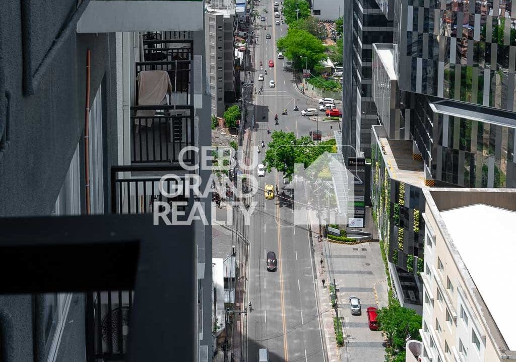RCCE1 - Minimalist Living with a View - Cebu Grand Realty (10)