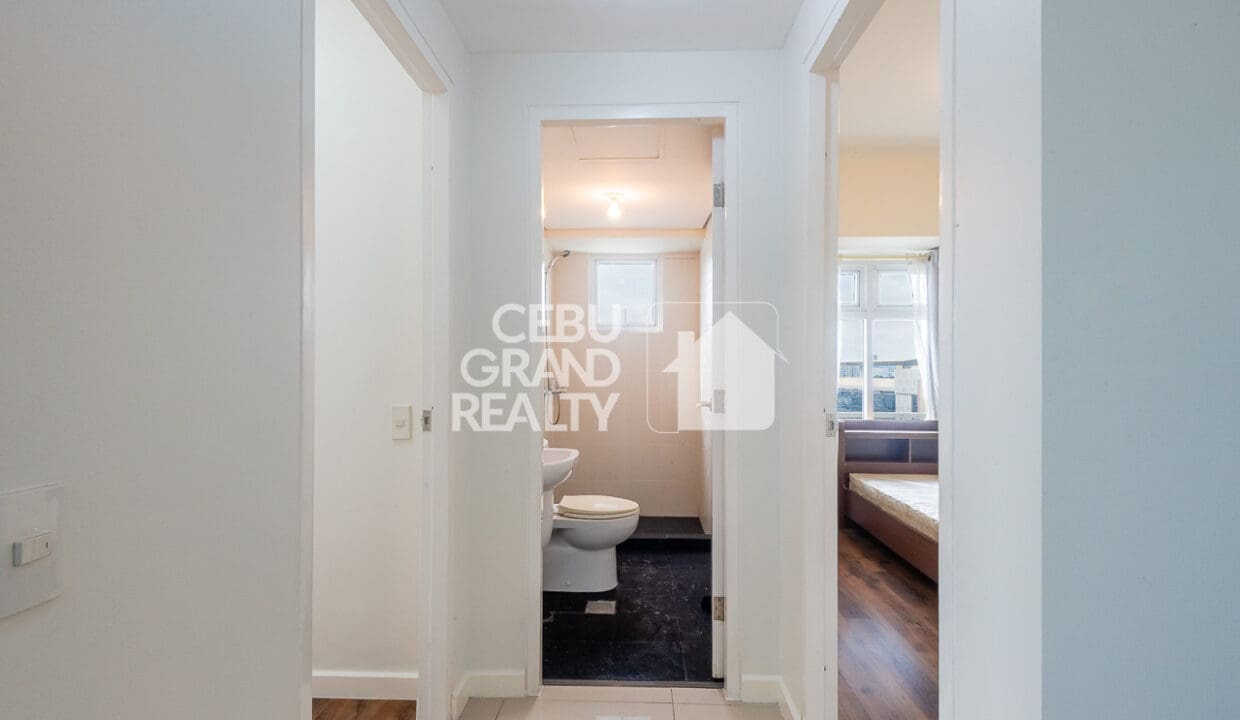 RCSP9 - Panoramic Cityscapes Condo with Spacious Interiors in Cebu - Cebu Grand Realty (17)