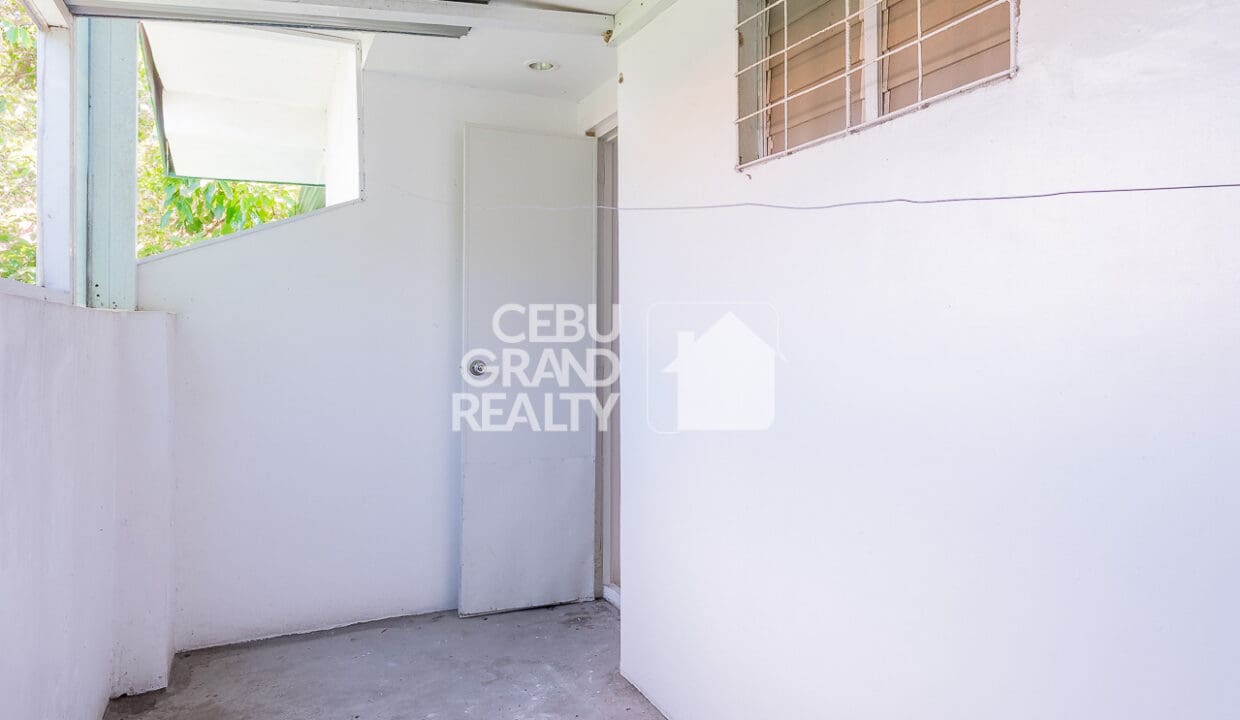 RHPGV1 - Cozy Elegance in a Peaceful Corner - Cebu Grand Realty (24)