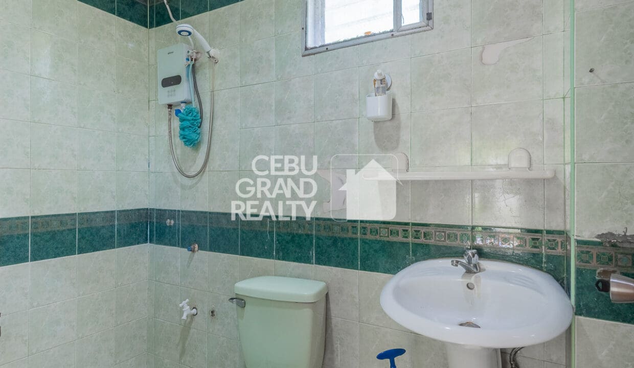 RHPGV1 - Cozy Elegance in a Peaceful Corner - Cebu Grand Realty (28)