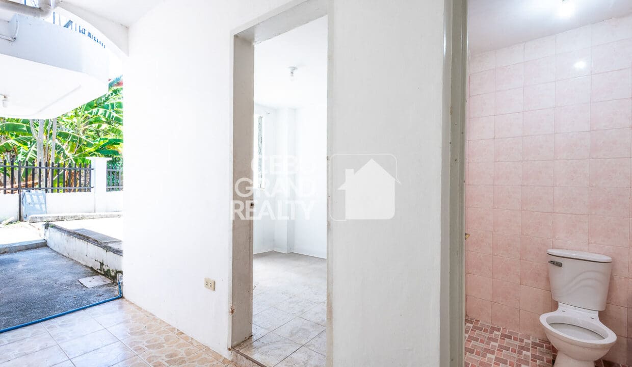 RHPGV1 - Cozy Elegance in a Peaceful Corner - Cebu Grand Realty (29)