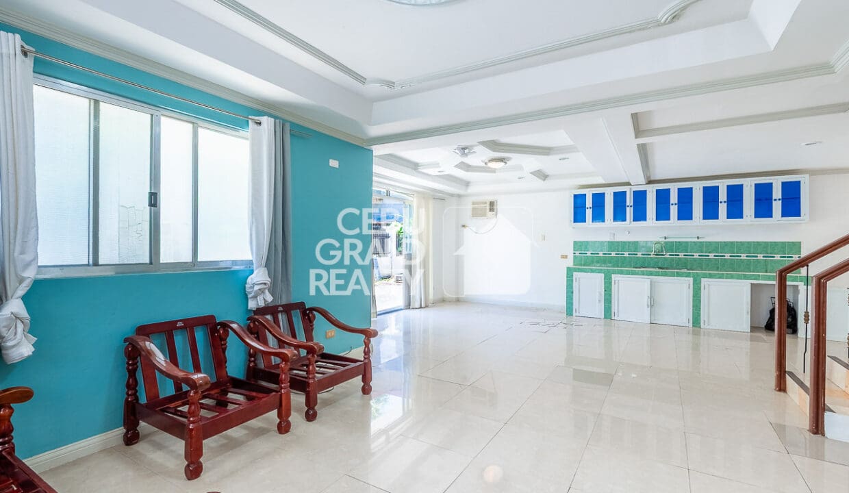 RHPGV1 - Cozy Elegance in a Peaceful Corner - Cebu Grand Realty (3)
