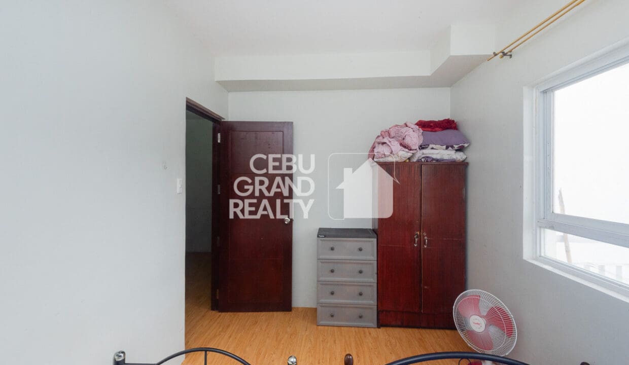 RCMGR1 - Bright And Breezy High Floor Living Awaits in a Cozy Condo - Cebu Grand Realty (8)
