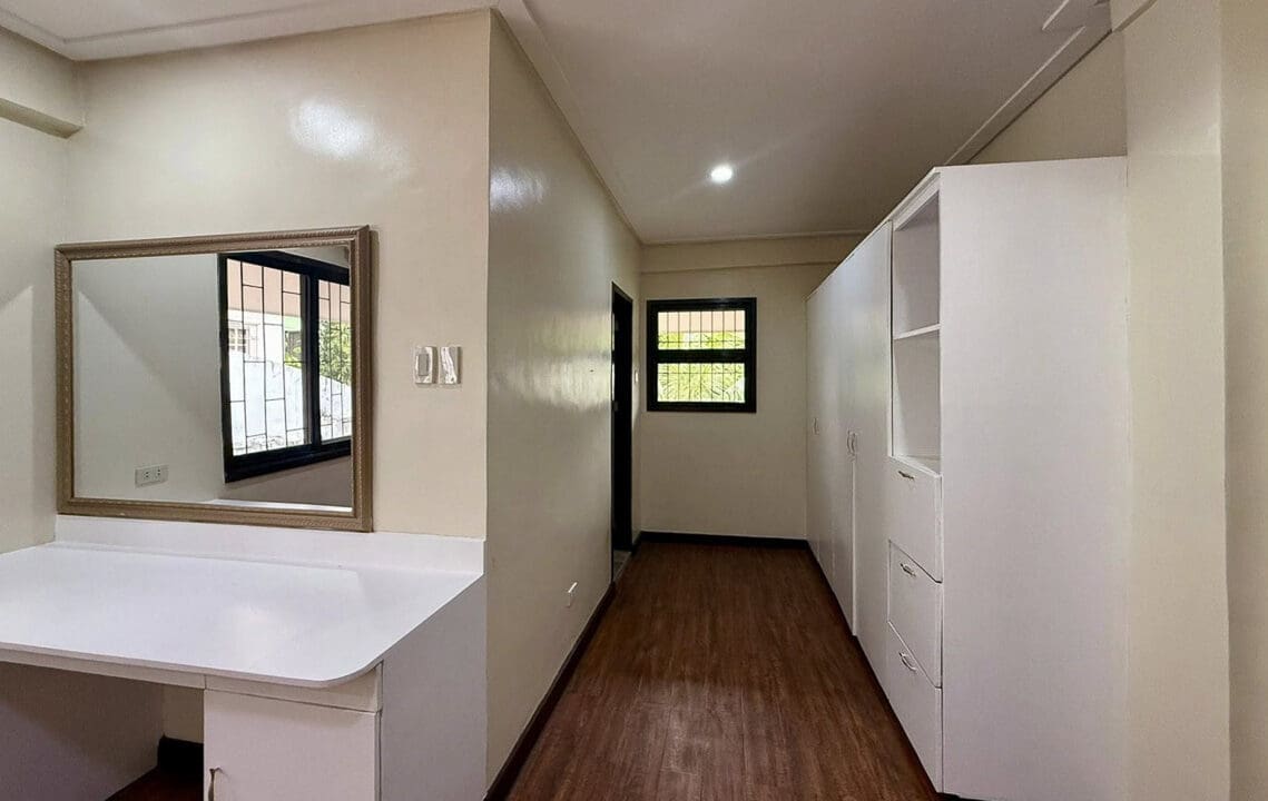 RHMV6 - Cozy Corner Bungalow with Natural Light and Great Layout- Cebu Grand Realty (16)