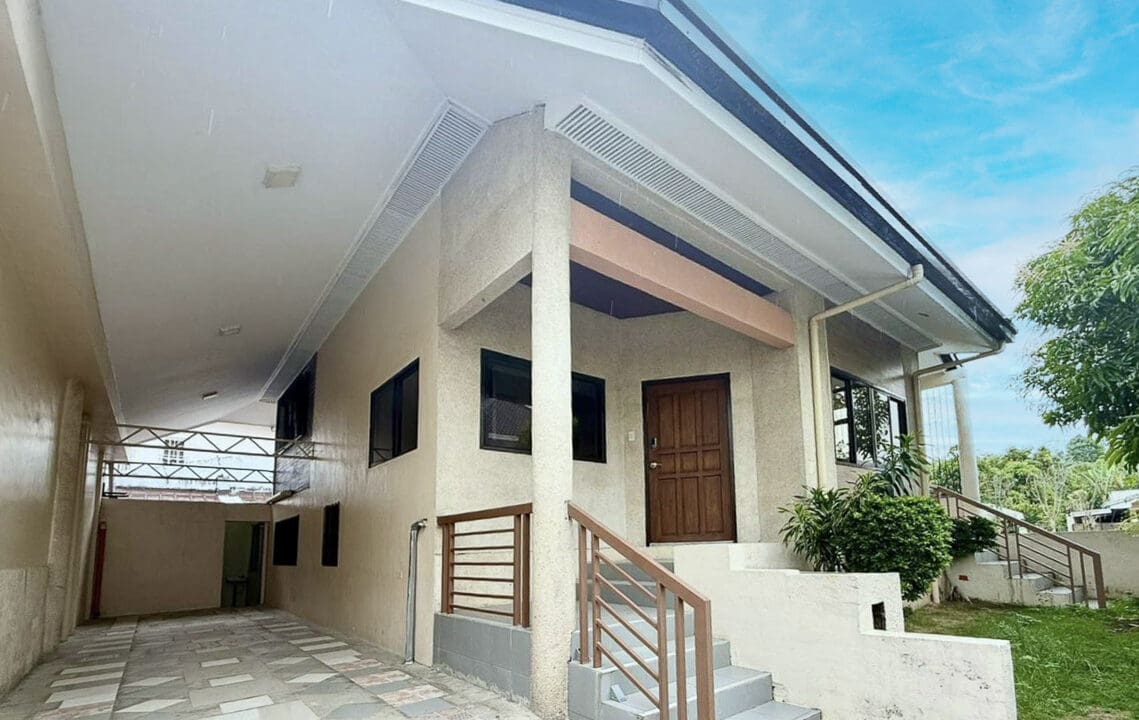 RHMV6 - Cozy Corner Bungalow with Natural Light and Great Layout- Cebu Grand Realty (22)
