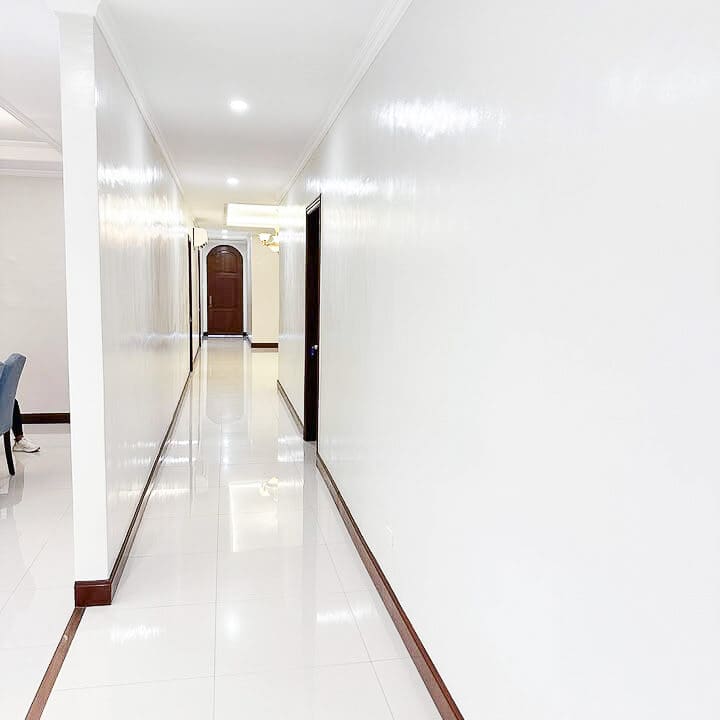 SRBML105 -Timeless Charm Meets Modern Comfort in an Elegant Bungalow - Cebu Grand Realty (38)